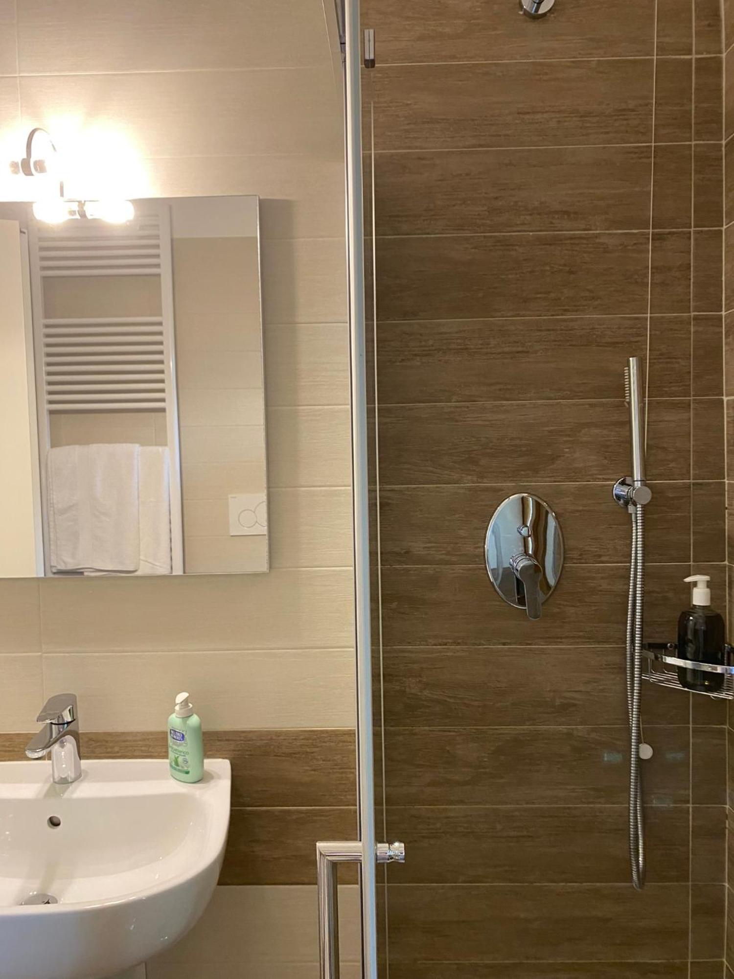 רוסולינה Holiday Home Giaron מראה חיצוני תמונה