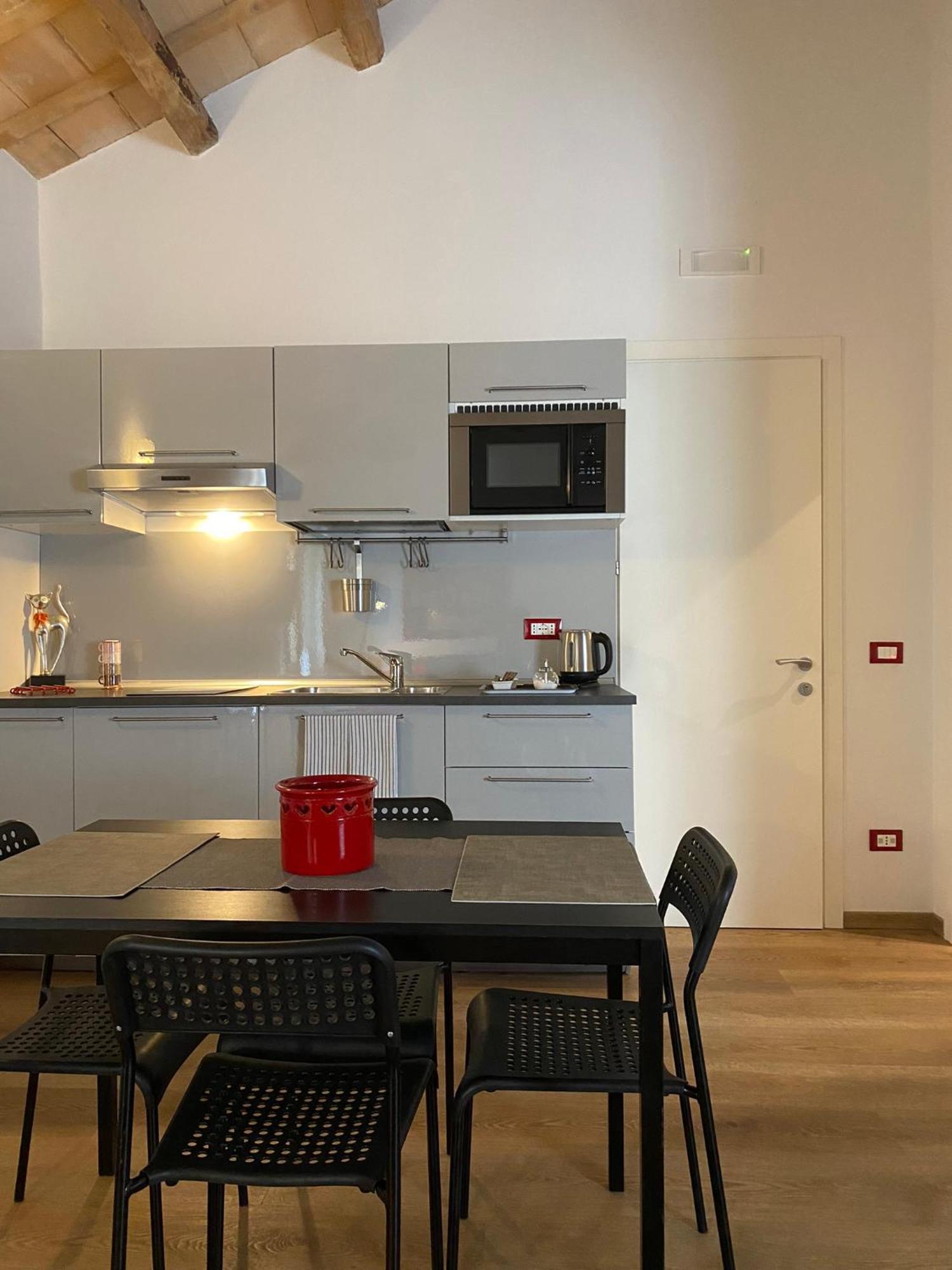 רוסולינה Holiday Home Giaron מראה חיצוני תמונה