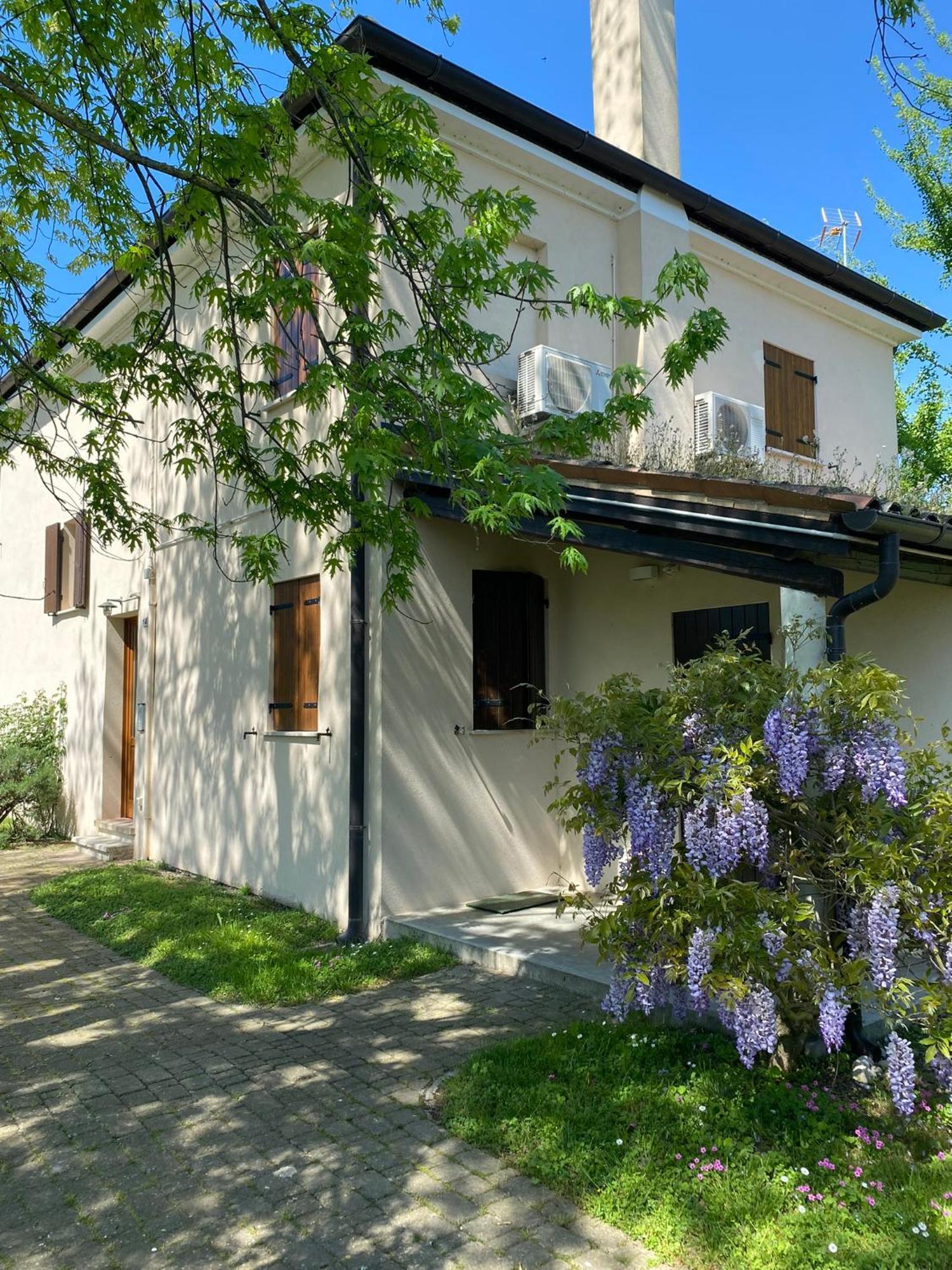 רוסולינה Holiday Home Giaron מראה חיצוני תמונה